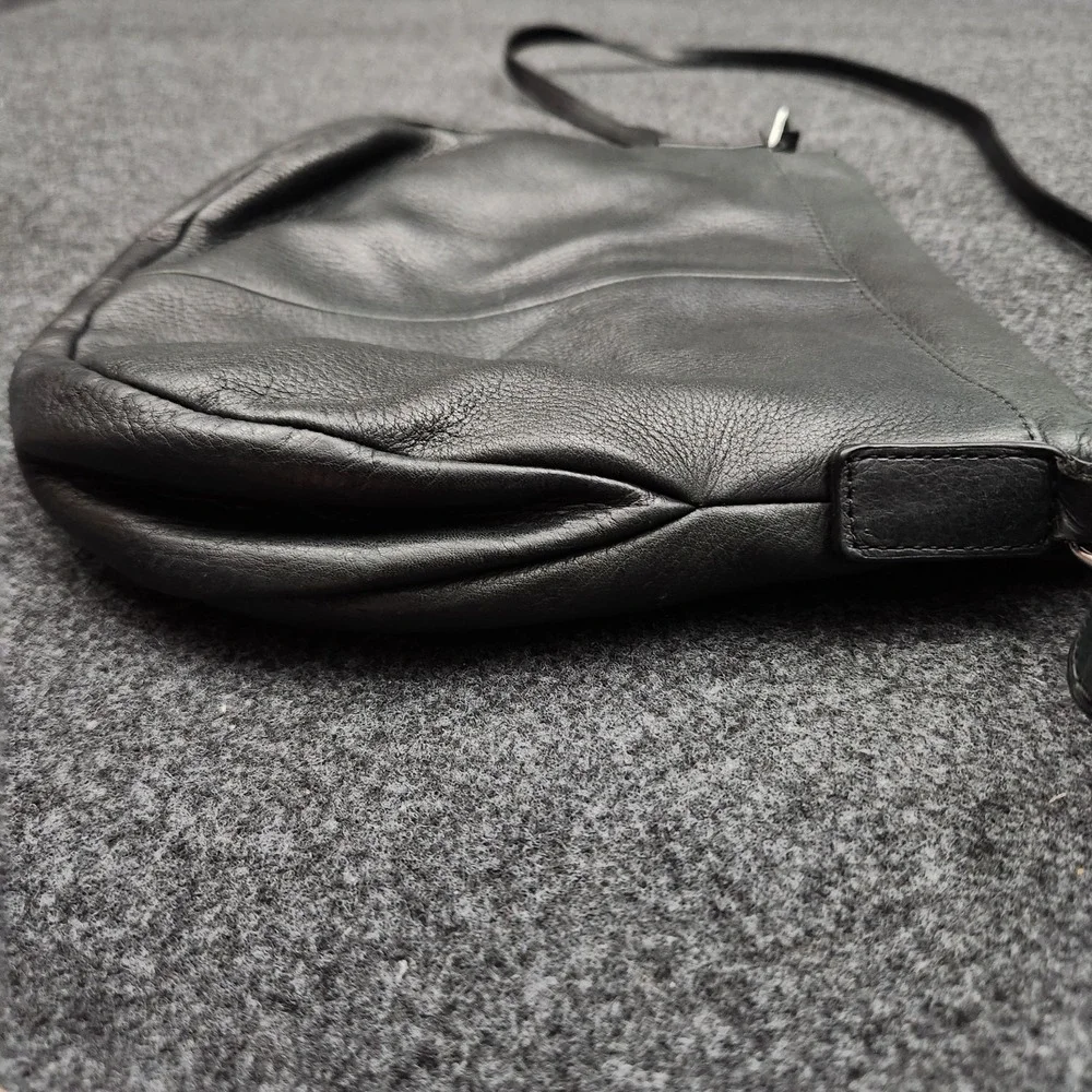 Margot Women's Natalie Handbag Purse Black Leather Flap Zip Crossbody Office Y2K